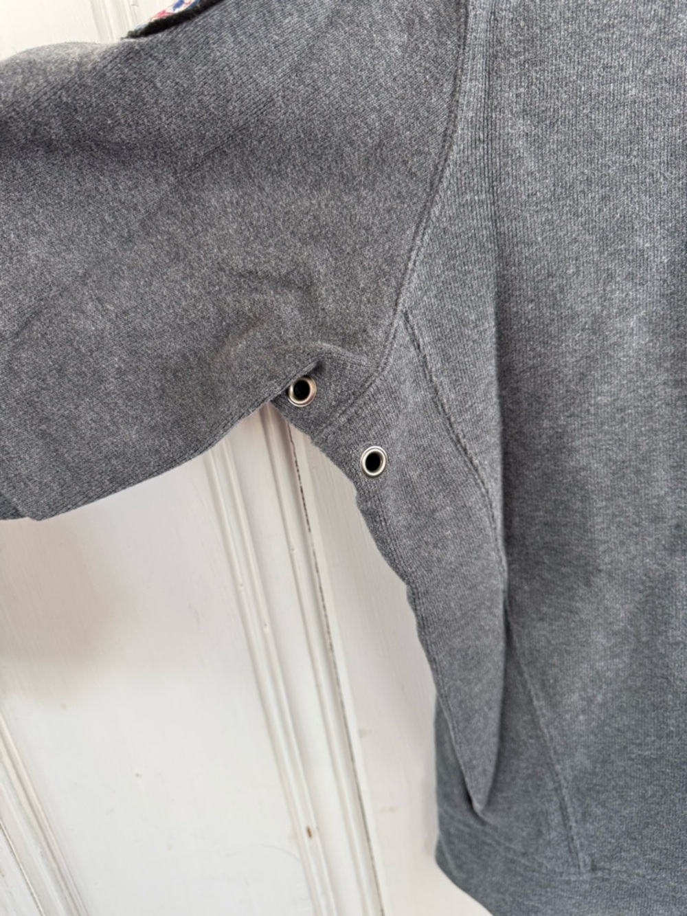 Vintage! Ralph Lauren Gray Quarter‑Zip Sweatshirt with Colorful Ski Patch - Picture 2 of 6
